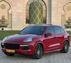 Porsche Cayenne GTS 2016