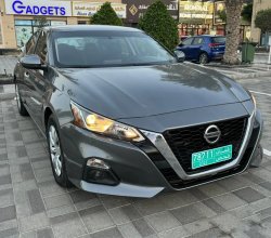 Nissan Altima 2019